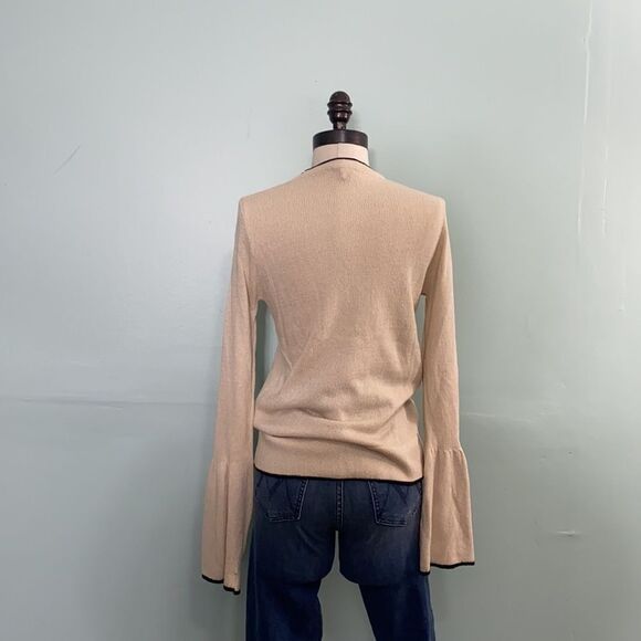 Lumiere Cream Fluted Wrist Fitted Sweater - Picture 3 of 4